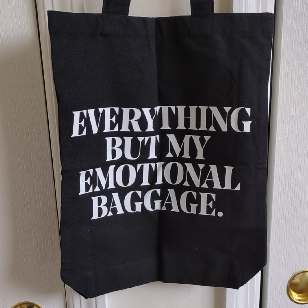 New & Unused IL MAKIAGE Black Canvas Tote